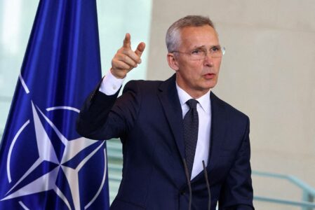 Stoltenberg: Vendet të vendosin vetë nëse mund Ukraina t’i përdorë armët me rreze të gjatë në Rusi