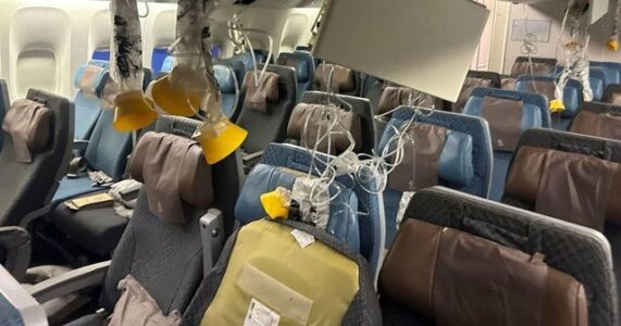 “Ferr në ajër”, pasagjerët rrëfejnë makthin nga turbulencat vdekjeprurëse në avionin e Singapore Airlines