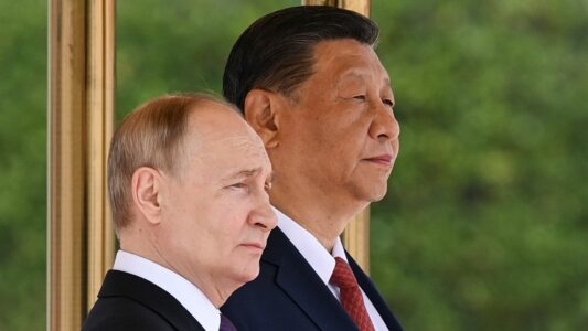 Putin e Xi shprehin ngushëllime për vdekjen e presidentit iranian