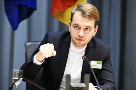 Deputeti gjerman: Serbia dhe RS nxiten nga Moska të kërcënojnë me luftëra të reja në Ballkan