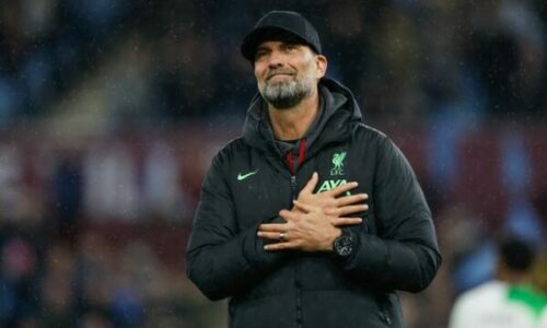 Jurgen Klopp rikthehet në futboll