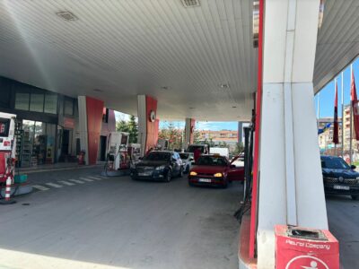 Bashkatdhetarët furnizohen më derivate vetëm në “Petrol Company”