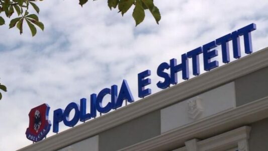 Krijoi rrjetin e prostitucionit me gra nga Azia, arrestohet 38-vjeçarja në Tiranë