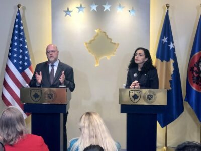 Hovenier: Qeveria Kurti po e ndikon marrëdhënien e Kosovës me ShBA-në