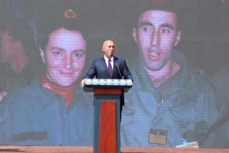 Haradinaj kujton bashkëluftëtaren: Përjetë falënderues dhe mirënjohës ndaj Heroinës, Fetnete Ramosaj