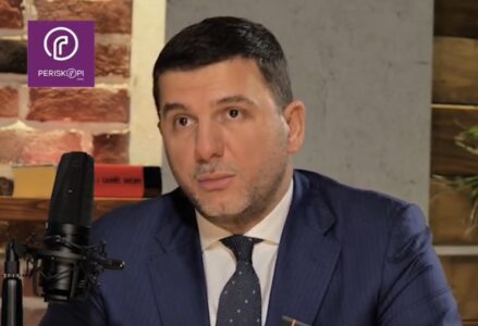 Memli Krasniqi i prerë për Sami Lushtakun: Nuk do të jetë në listë të kandidatëve për deputetë