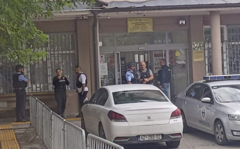 Merret vendimi kundër katër serbëve të arrestuar për sulm ndaj Policisë së Kosovës