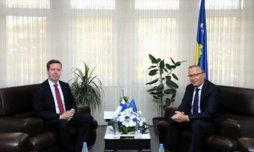 Hamza takon ambasadorin e Finlandës: Kosova të gjitha sfidat i ka përballuar dhe tejkaluar me përkrahjen e aleatëve