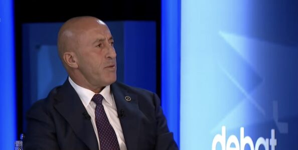 Kurti i rriti pagat, Haradinaj e quan të “turpshme”: S’duhet të ketë pagë nën 1 mijë euro