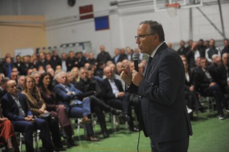 Hamza në Fushë Kosovë: Rrugëtimi i ri që kemi nisur, do ta përcaktojë drejtimin e ri të shtetit tonë