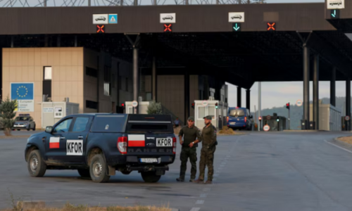 Reuters citon admiralin e NATO’s: Tensionet etnike në veri mund të shkaktojnë më shumë dhunë