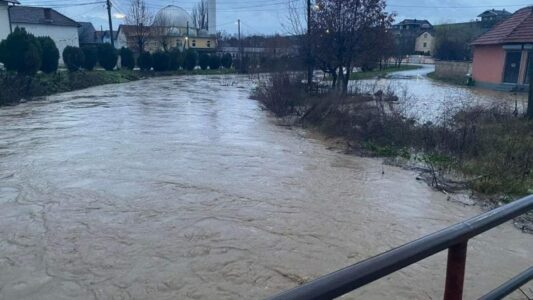 Cikloni “Kasandra” prek Kosovën, meteorologu tregon se cilat pjesë mund të vërshohen