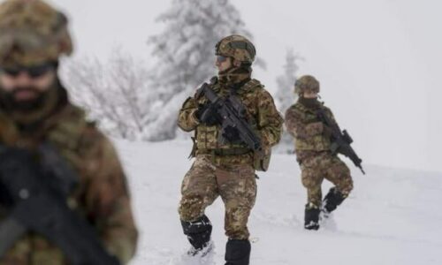 KFOR njofton për patrullime të ushtarëve italianë të KFOR’it në bjeshkët e Istogut në “kushte ekstreme”