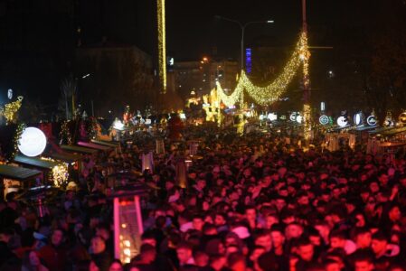 Komuna e Prishtinës iu bën thirrje qytetarëve për kujdes të shtuar në hapësirat e mbipopullura gjatë festave