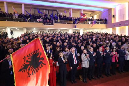 Beqa nga Theranda: Bashkë po ndërtojmë një të ardhme më të mirë