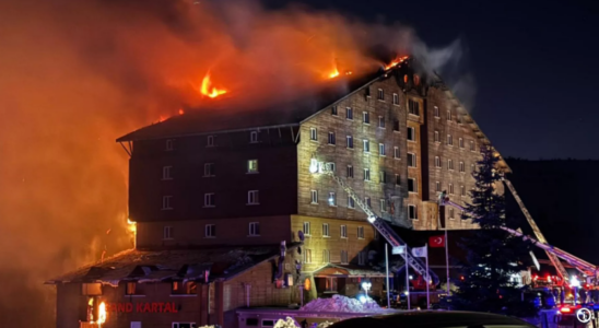 Shpërthen zjarr në resortin e skive në Turqi, 10 të vdekur e 32 me plagë të rënda