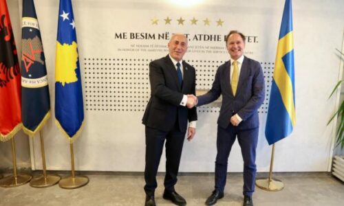 Haradinaj pas takimit me ambasadorin e Suedisë: E domosdoshme heqja e sanksioneve të BE-së ndaj Kosovës