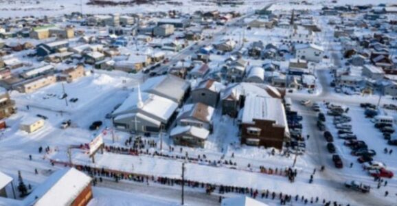 Aeroplani me dhjetë persona zhduket në Alaska