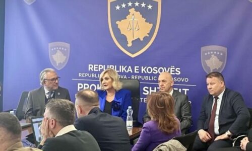 Përkrahje që çdo kush të votojë lirshëm, shefi i EULEX-it viziton Dhomën Operacionale të Prokurorisë