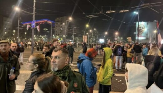 Përfundon protesta në Beograd, nis shpërndarja e qytetarëve