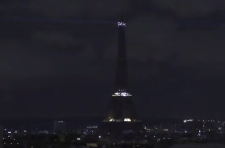 Ora e Tokës: Kulla Eiffel në Paris fik dritat për 1 orë (VIDEO)